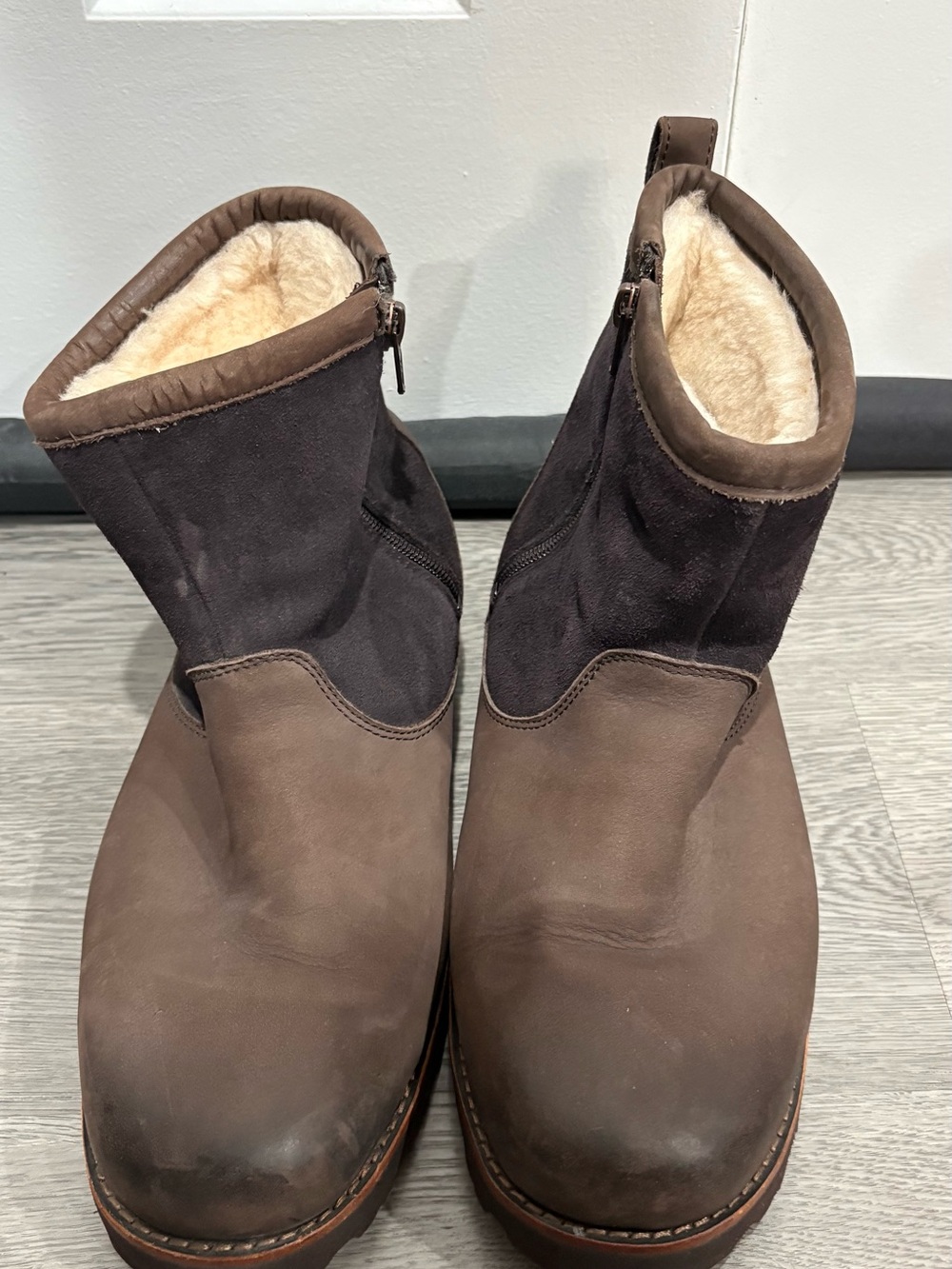 UGG Men's Brown Shearling-Trim Leather & Suede Ankle Boots